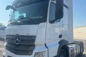 Mercedes Benz 1845 actros