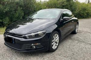 Volskswagen Scirocco 2.0 TFSI DSG - 200cv