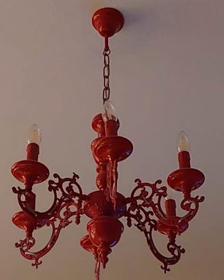 Lampadario classico in stile moderno