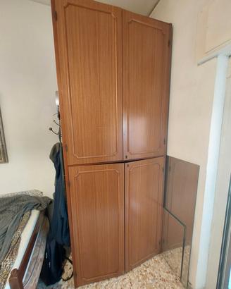 ARMADIO IN PERFETTE CONDIZIONI 