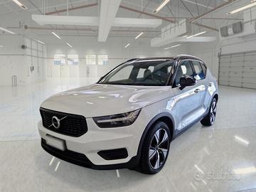 VOLVO XC40 T4 PLUG-IN HYBRID AUTO RECHARGE R-DESIG