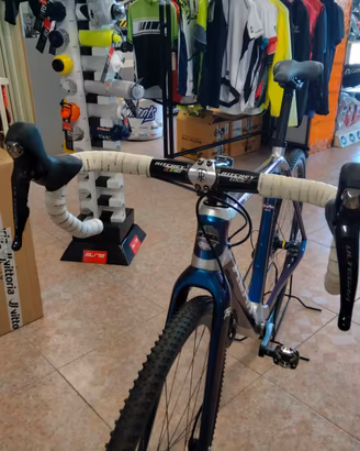 Bici gravel/ciclocross taglia S
