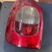 Fanale posteriore destro citroen xara picasso