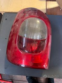 Fanale posteriore destro citroen xara picasso