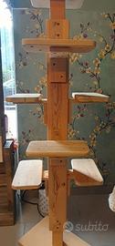 Scaffale di legno