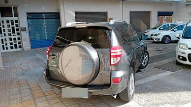 Toyota RAV4 2.2 d-4d Luxury 150cv