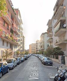 Quartiere africano ampio monolocale arredato