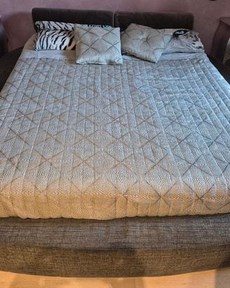 letto matrimoniale con cassone