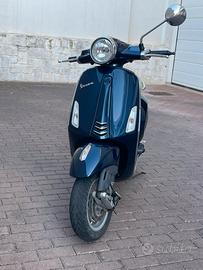 Vespa primavera 50. 4 tempi
