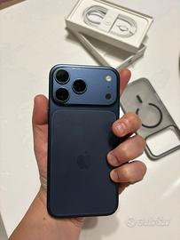Iphone 17 pro max blu