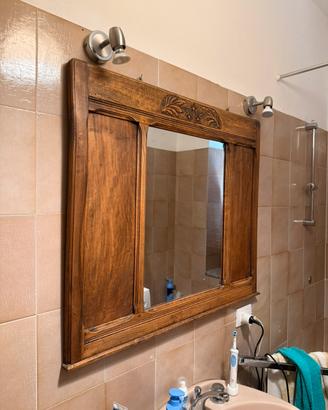 Specchio da bagno o da camera