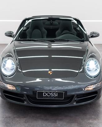 Porsche 911 Carrera 4 Cabriolet