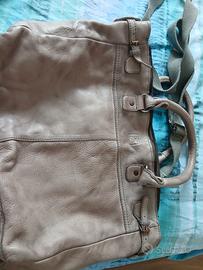 borsa in pelle a mano e tracolla Dudù rosa cipria