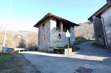 RUSTICO A ATTIMIS
