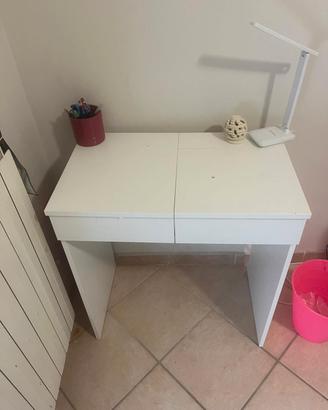 Toeletta Scrivania Ikea
