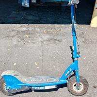 Monopattino elettrico Razor
