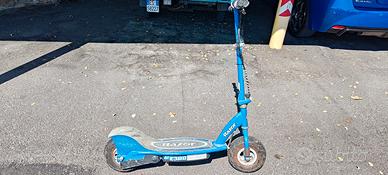 Monopattino elettrico Razor
