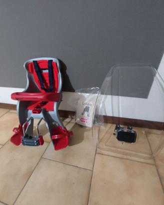 Seggiolino anteriore + parabrezza 