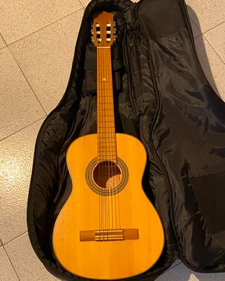 Chitarra Hora SS100 3/4 + custodia e leggio