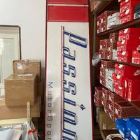 Insegna per attività