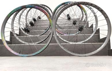 Ruote carbonio mtb cerchi canale 30mm DT Swiss350