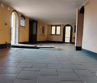 Locale 450mq giardino e parcheggio Trecastagni