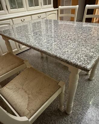 Tavolo Del Tongo con top in granito e 4 sedie
