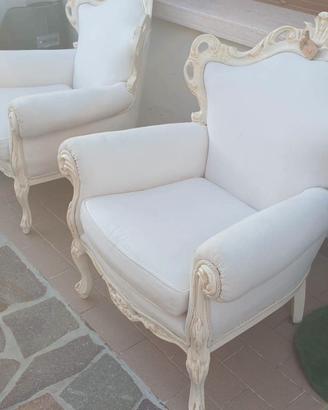 2 poltrone antiche