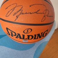 Micheal Jordan autografato con COA  