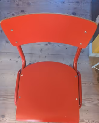 4 sedie di design vintage in legno e metallo rosse