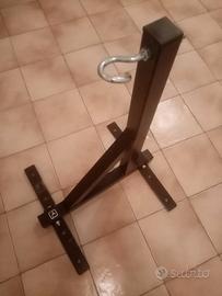 SUPPORTO PER SACCO DA BOXE