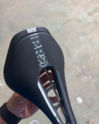 Sella pro stealth sport