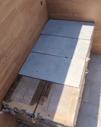 stock piastrelle gres porcellanato 60x30 grigie