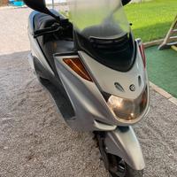 Yamaha Majesty 250