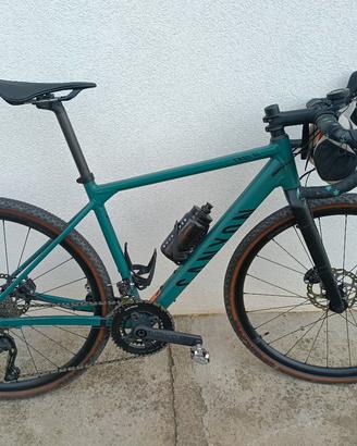 Bicicletta Gravel Canyon Grail 