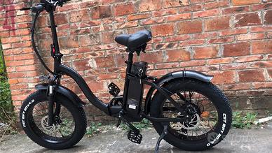bici classica o elettrica 20 26 28 fat bike e bike
