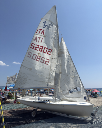 barca a vela “420”