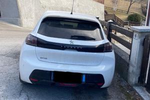 Peugeot 208 1.2 puretech allure s&s 100cv