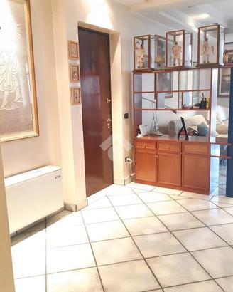 4 LOCALI A SAN MARZANO SUL SARNO
