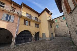 Appartamento di 75 m² con 2 locali a Introbio