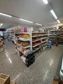 Scaffalature per negozio