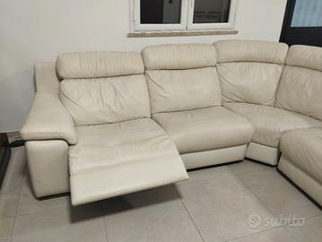 divano in vera pelle 