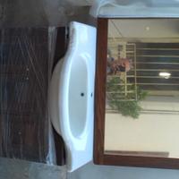mobile bagno con specchio