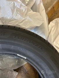 Gomme estive 215/65/R16 98H