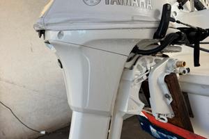 Copertura motore nautico Yamaha 9.9 cv bianco