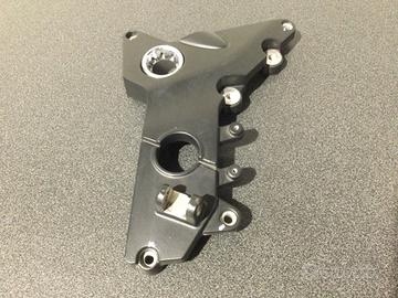 Supporto pedana anteriore sinistra Griso