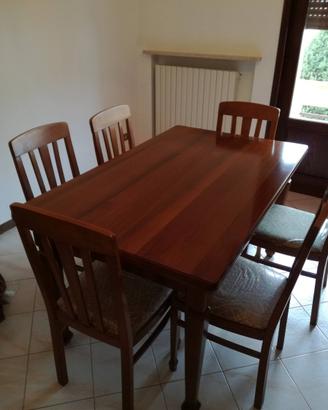 Soggiorno in legno massello completo