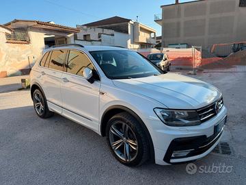 Volkswagen Tiguan 2.0 TDI SCR DSG Style BlueMotion