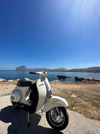 Piaggio Vespa 50 Special – 1979 | Targa Oro FMI