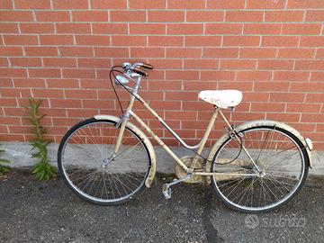 BICI DONNA ANNI 50 CICLO ITALIA LYGIE